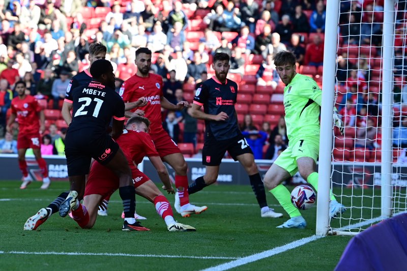 Main image for Reds lose 2-0 lead in draw as home win wait goes on