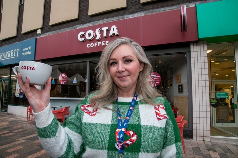 FREE FOOD AND DRINKS: Area manager Kim Matthews announces Costa’s Christmas gesture. Picture Shaun Colborn PD093726