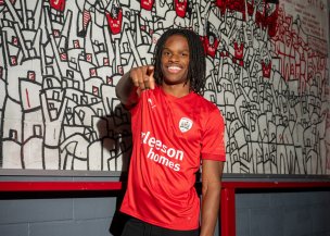 Reds loan in Lembikisa Image