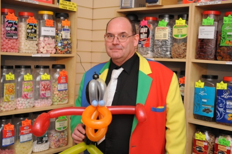 Main image for Magician tricks his way into cabinet