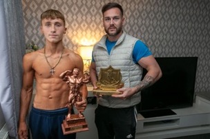 Teen bodybuilder follows in family footsteps Image