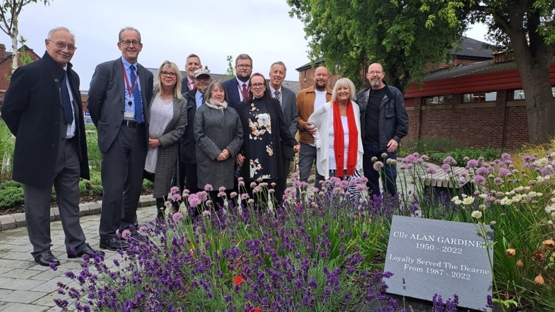 TRIBUTES: Alan’s family and councillors paid their respects last week.