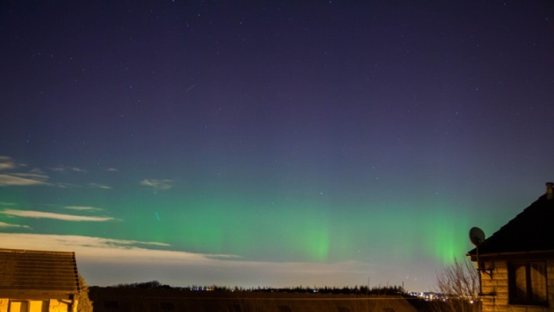 Main image for Northern Lights captured over Barnsley