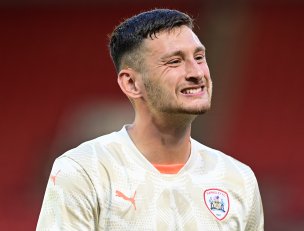 Main image for Smith loaned to Grimsby